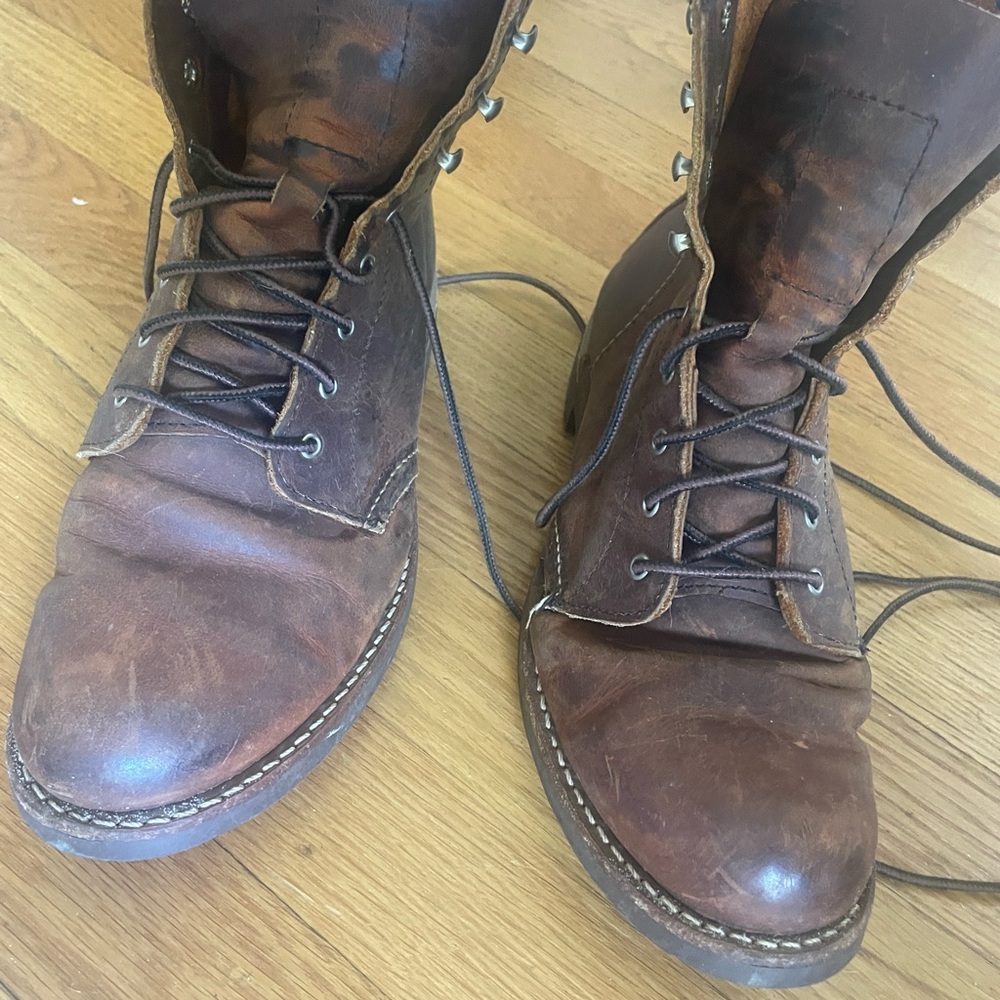 Redwing heritage women’s brown boots size 8